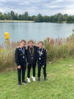 v.l.n.r. Henning-Louis Heth, Erdem Ermemis, Nevio Knebel
