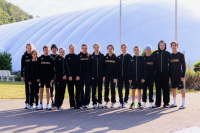 LG2 - v.l.n.r. Luise Kreickemeier, Sophia Prinz, Elias Jiang, Grace Navratil, Liva Feix, Mara Schwab, Emma Heneka, Smilla Schönbeck, Ines Weis, Emma Mayer, Bogdan Aslau, Nevio Knebel, Karl Thomé, Erdem Ermemis 